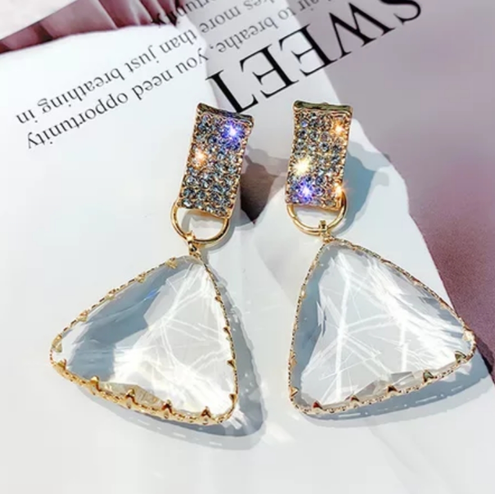 (925 post) Diamante triangle Earrings